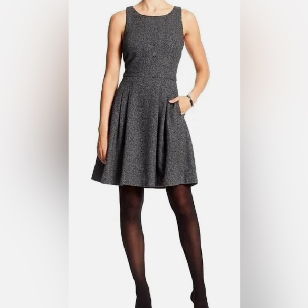 COPY - Banana Republic Herringbone Pleated Flare Dress (Size 12P)